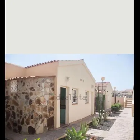 Apartmán Vistas Eden 67 *